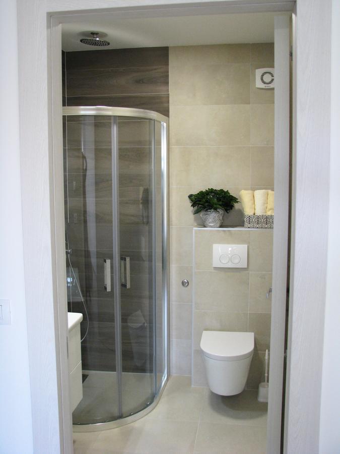 Apartman Andrea L Pomer Exterior foto